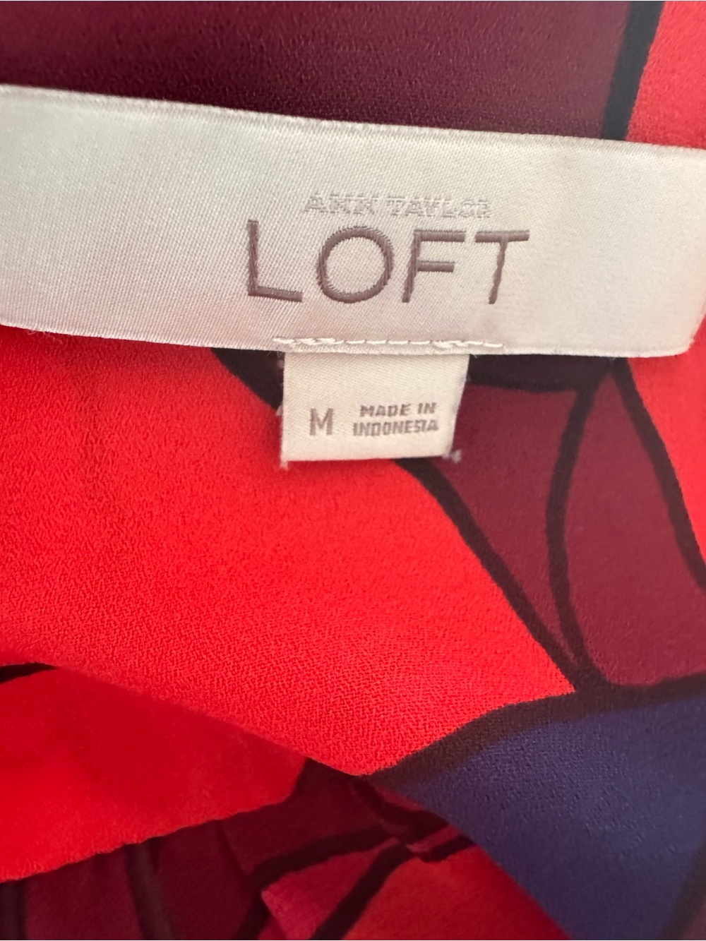 Red and Navy Abstract Floral Button-Front Shirt - Picture 3 of 4